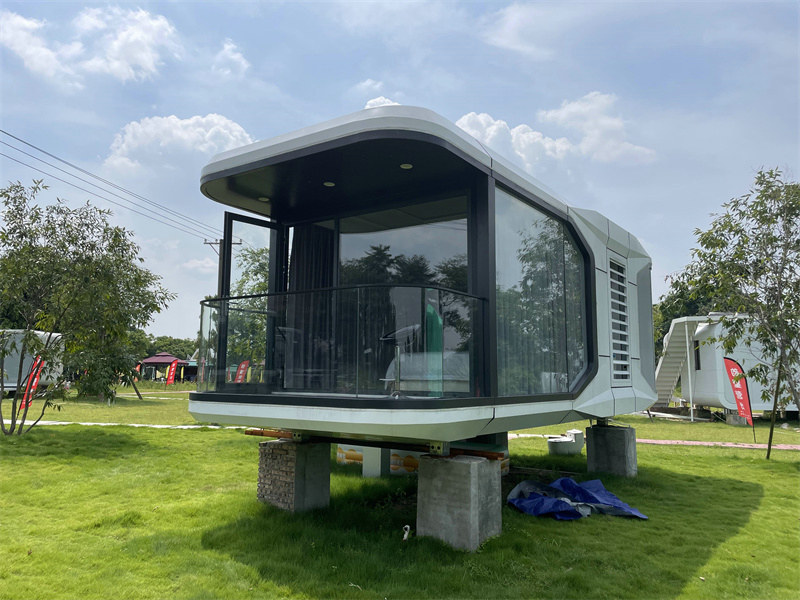 Expandable prefab house tiny with hot tubs
